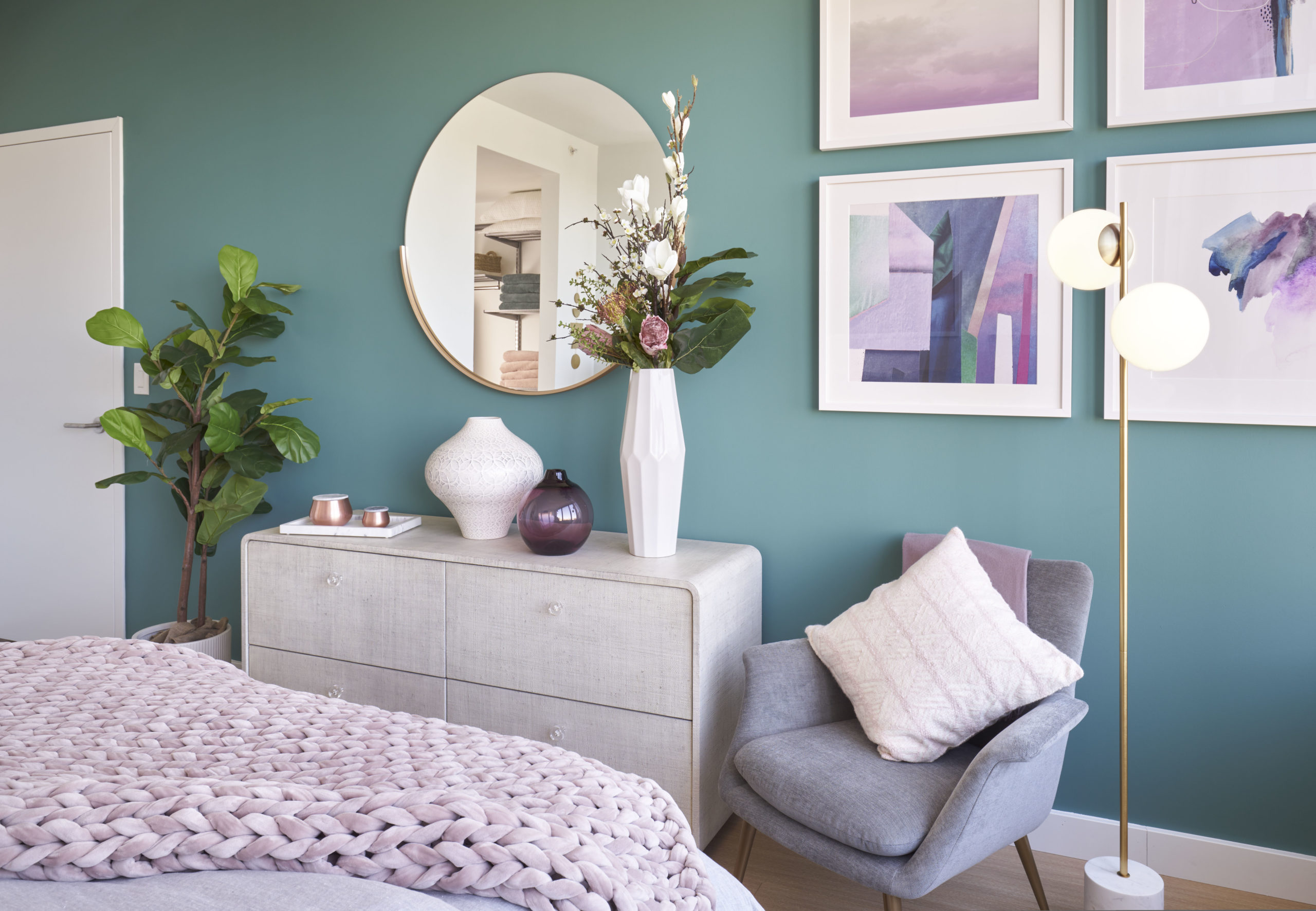 green accent wall in vyv bedroom